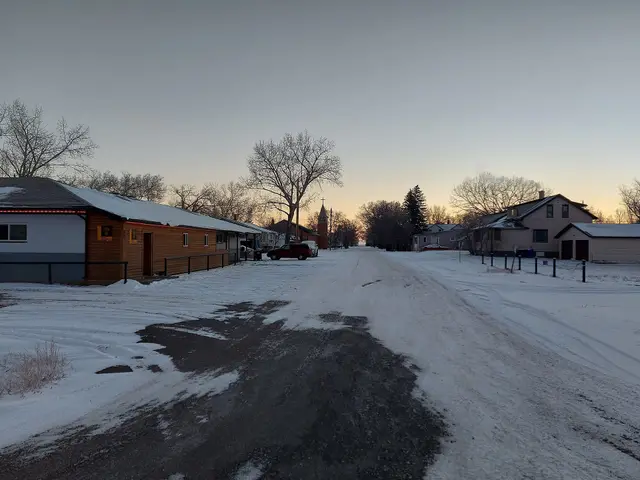 Saskatchewan Avenue at dawn in winter